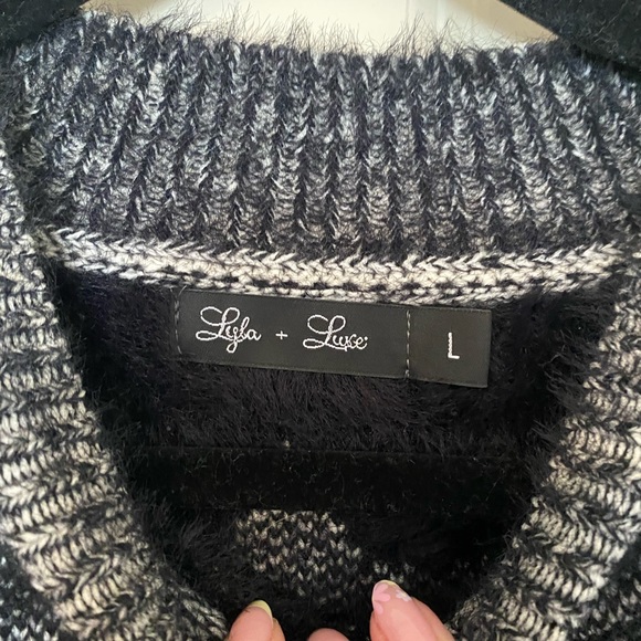 STAR SWEATER - Picture 2 of 2